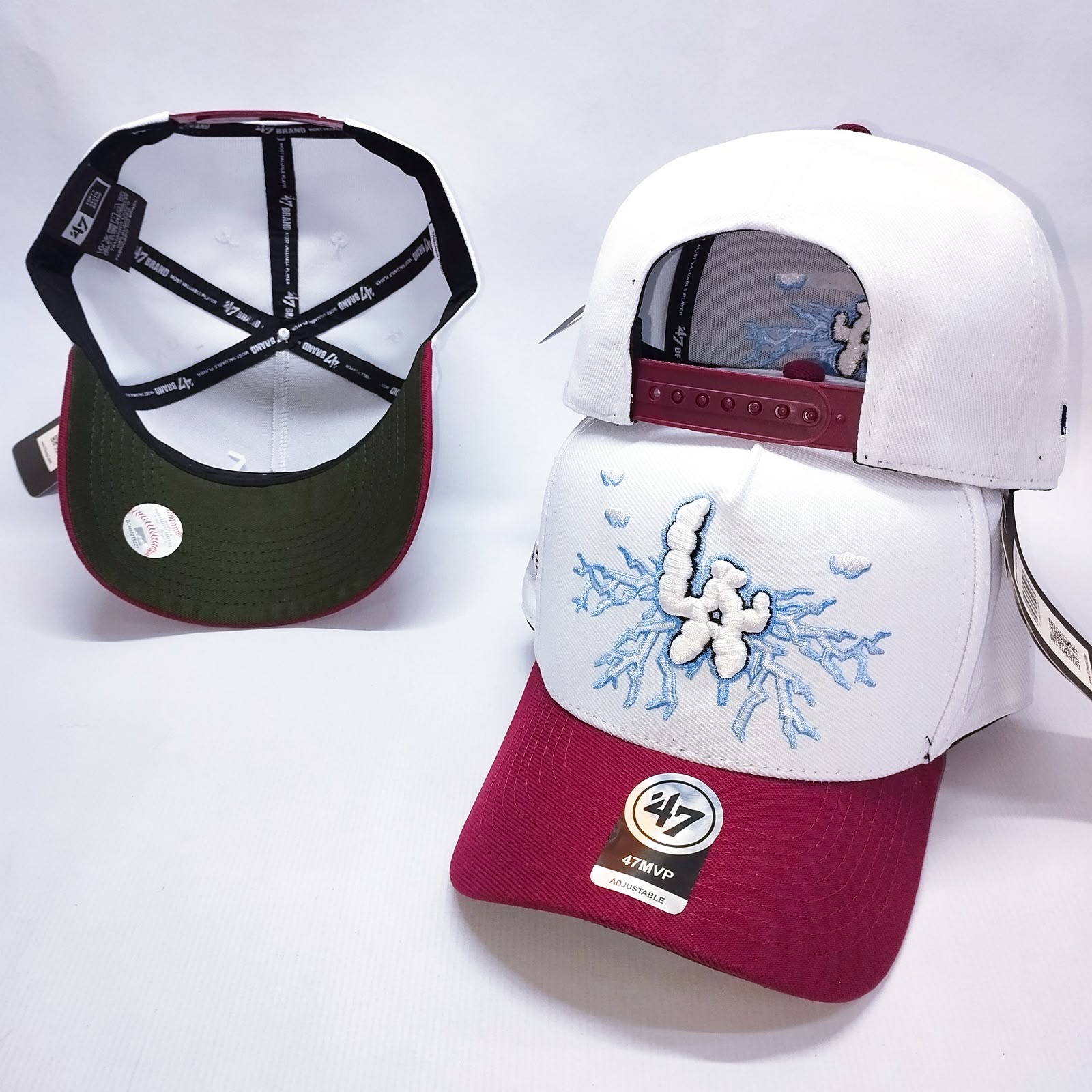 Boné 47 MVP Floral Branco e Vinho — Aba Curva