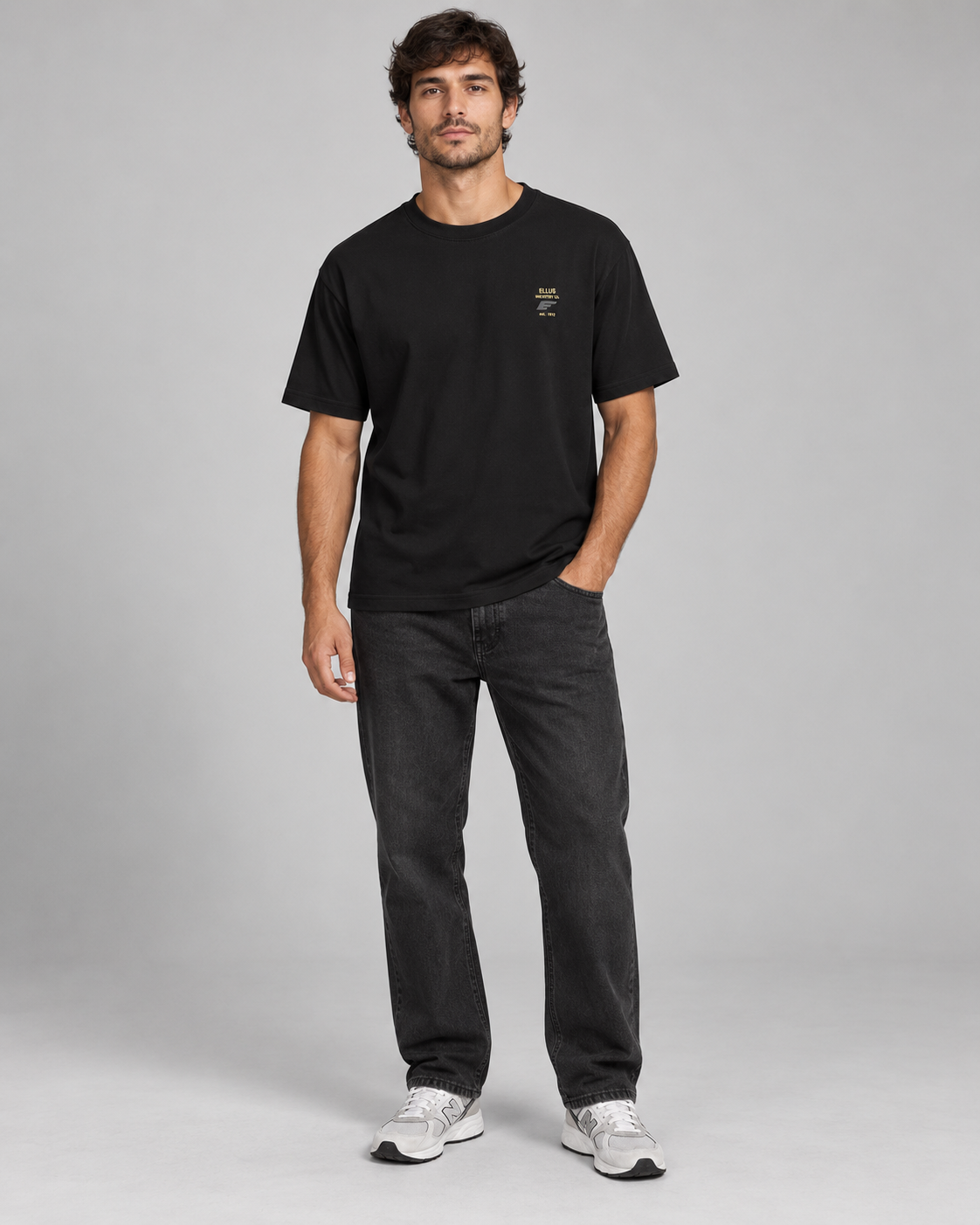 T-Shirt Ellus Industry Co. Preta – Tamanho M - Imagem 2