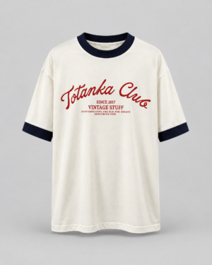 T-Shirt Oversized Totanka Club Off-White e Azul-Marinho – Tamanho G