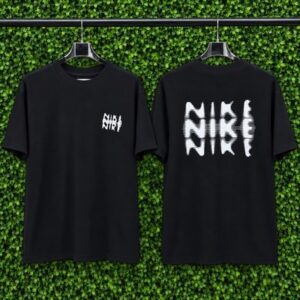 Camiseta Oversized Nike Preta Estampa Branca – Tamanho GG