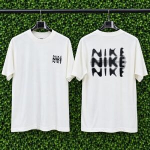 Camiseta Oversized Nike Branca Estampa Preta – Tamanho GG